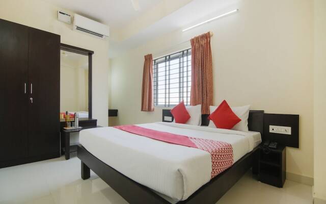 OYO 13595 VT Residency