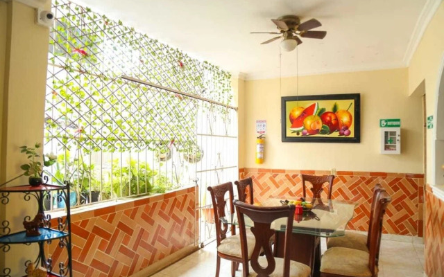 Hostal Casa Mebi