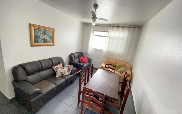 Pé na Areia Praia da Guilhermina IV