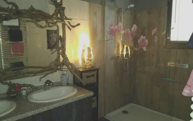 House With 2 Bedrooms in Livron-sur-drôme