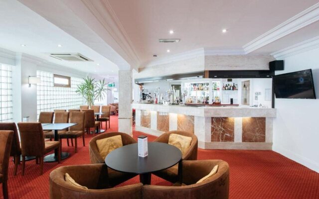 The Queens Hotel