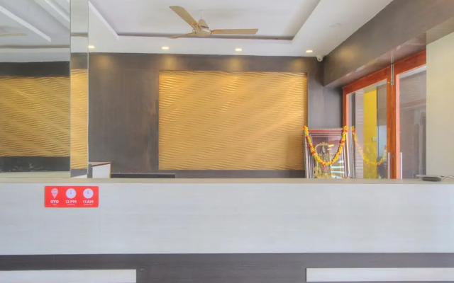 Capital O 15965 Hotel Nandi Gateway