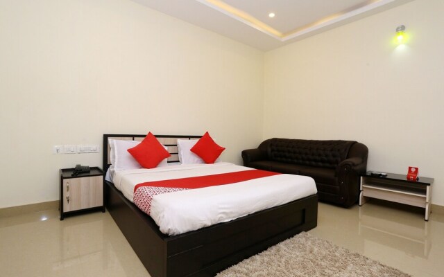 OYO 22281 Reem Residency