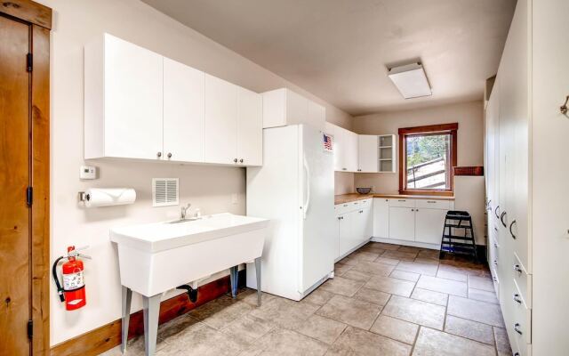 The Lodge at Stoney Ridge