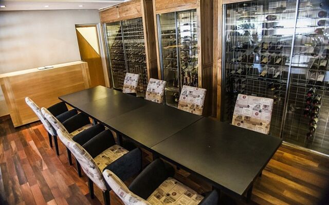 Antu Malal Hotel, Apart & Suites