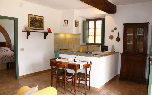 Nice Apartment in Guasticce With Pool