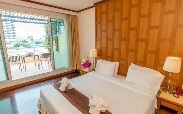 New Siam Riverside