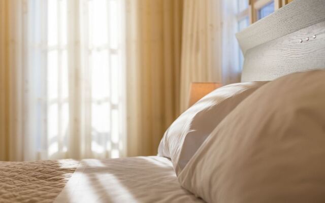 Casa di Elena Venetian Old Town Home