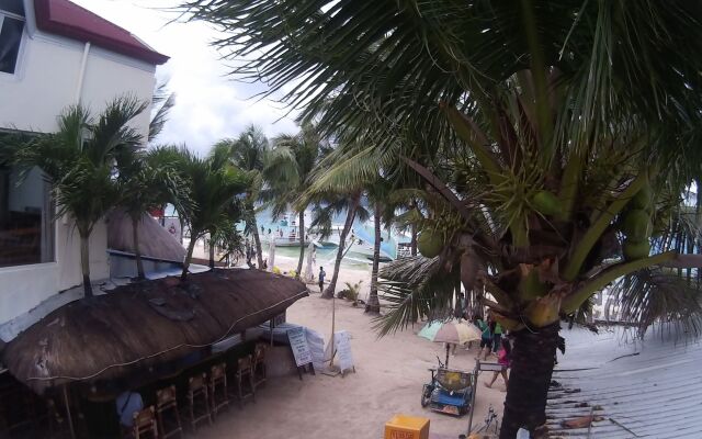 Boracay Pito Huts Resort