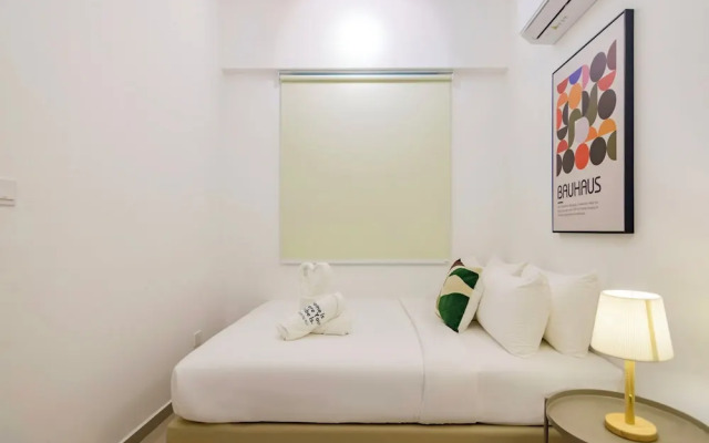 MARC Co - Living