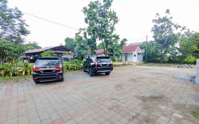 RedDoorz @ Batutulis Bogor Villa Papatong by M