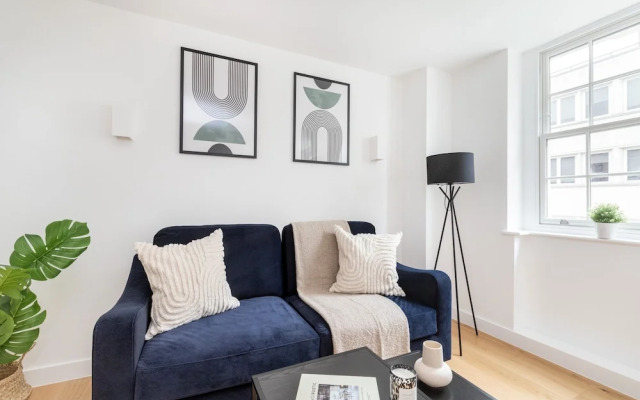 Fitzrovia 1BR with Balcony by Soho