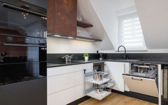 Apartment Kazimierz + Parking by Renters