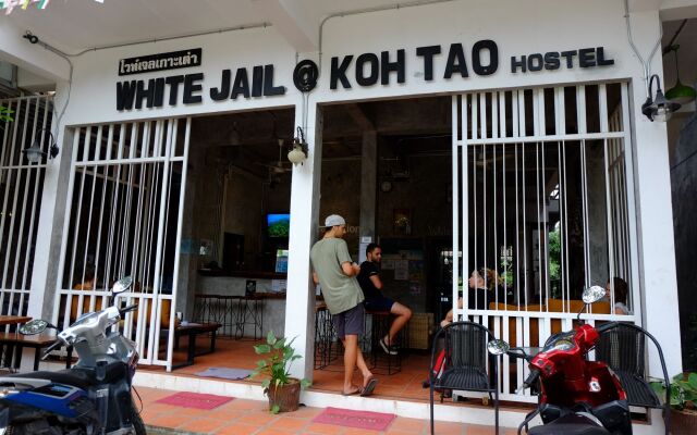 White Jail @ Koh Tao hostel