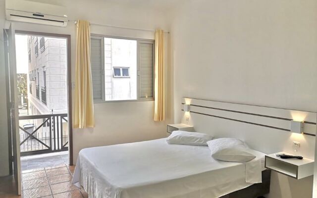 Residencial Las Rocas I