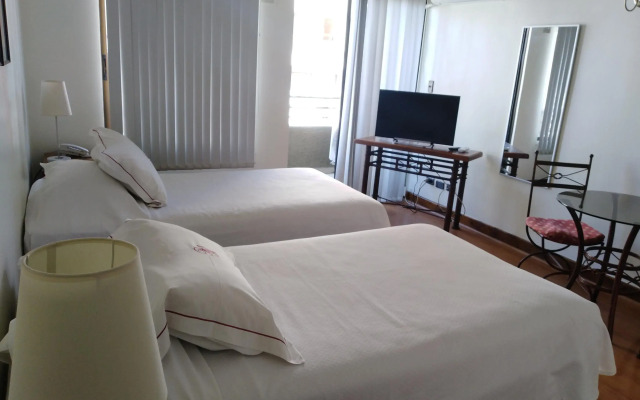 Room Apart Escuela Militar