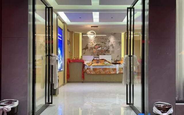 Holy Land Hotel – Bathroom – Ngawa