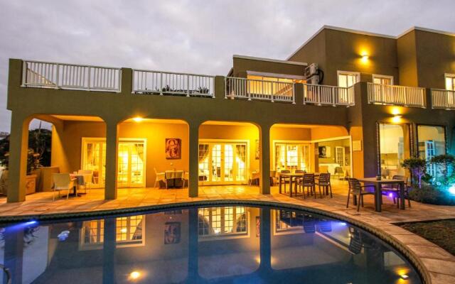 Caza Beach Guesthouse