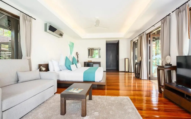 HSH - 3 Bedrooms Front Beach - Bangrak