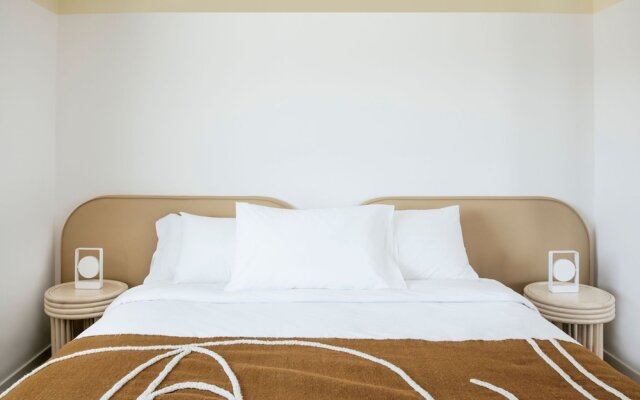 Motel Molly