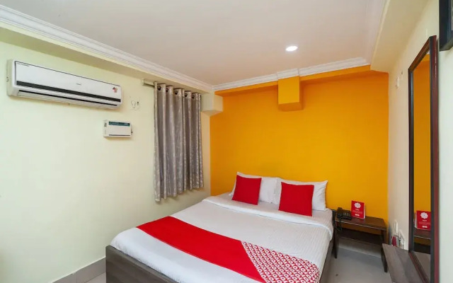OYO 29267 Hotel Akash Inn