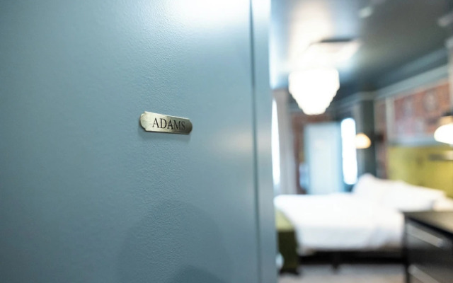 The Gas Lamp Hotel - 1BR - Adams