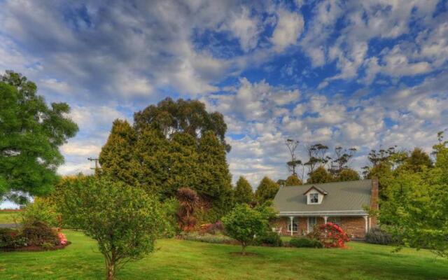 Rosebank Cottage Collection