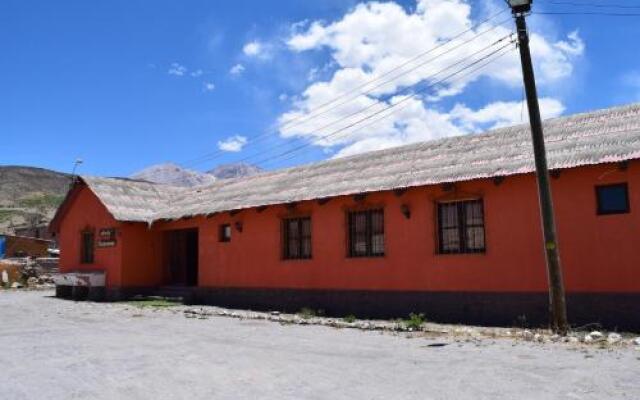 Pachamama Hostel & Tour