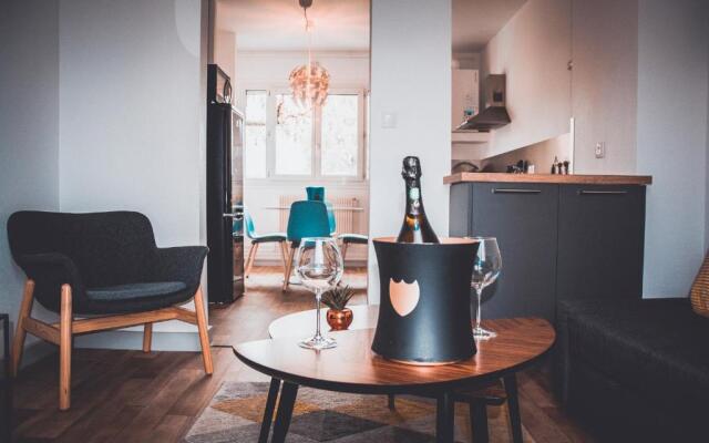 LE LOTUS - Appartement plus parking privatif - V-RENT
