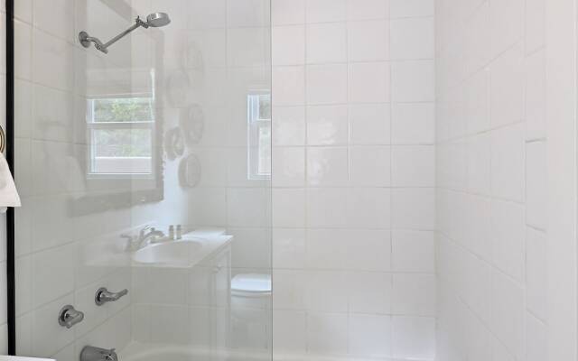 Tesuque Outpost 3 Suites Mountain Views