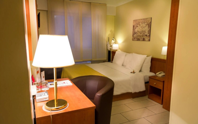 Best Western Plus Grand Hotel Victor Hugo