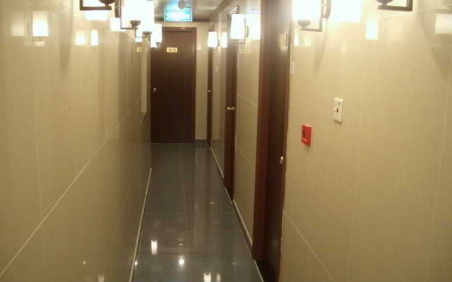 Lis Chain Hostel
