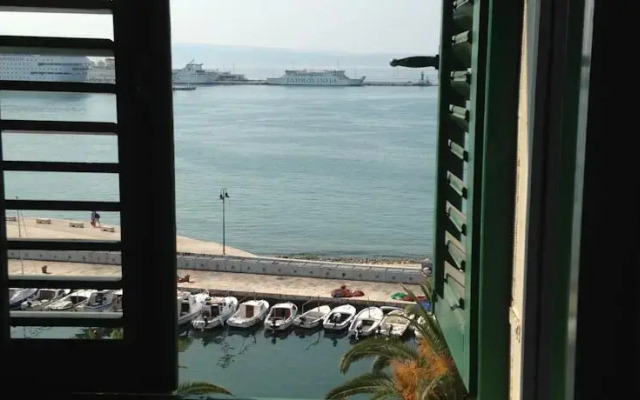 Riva Apartment