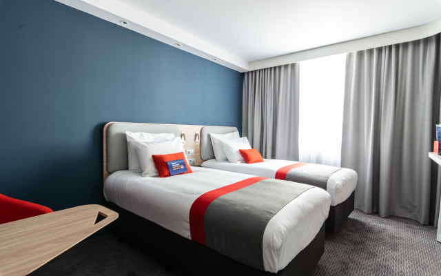 Holiday Inn Express Bordeaux - Lormont, an IHG Hotel