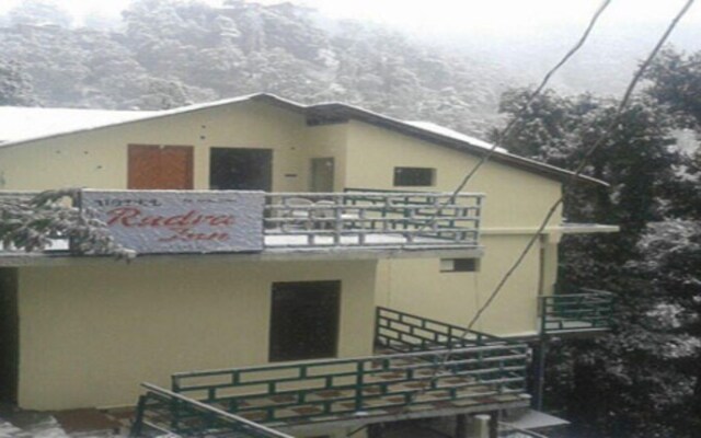 Goroomgo Rudra Inn Dalhousie