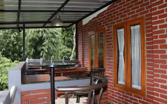 Bantal Guling Villa Bandung