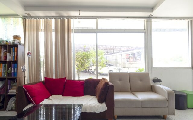Uma Apartment By OYO Rooms