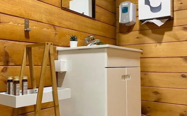 Natura Fun House & Camping