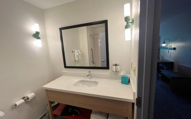 Comfort Suites Mahwah - Paramus