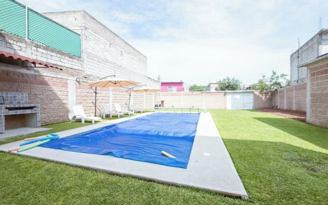 New Comfortable Retreat. Pool & BBQ