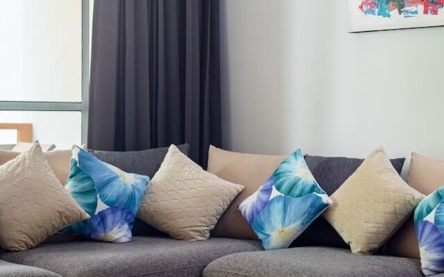 Sabbia 4201-3 Bedrooms ALL IN Suite Condo