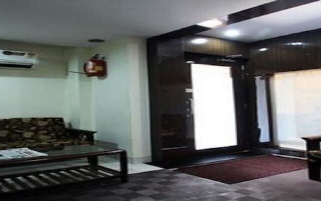 Room Maangta 100 - Andheri East