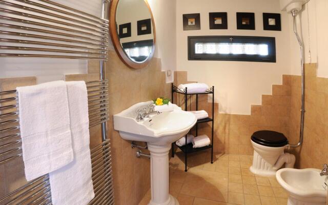 Si-i877-sp3714at - La Capanna di Franca 6 2