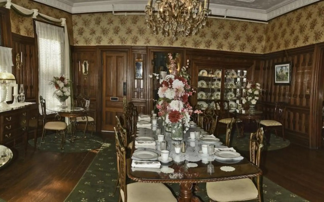 McFarlin House B&B