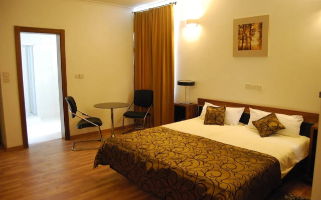 Pearl Court Residence & Hotels