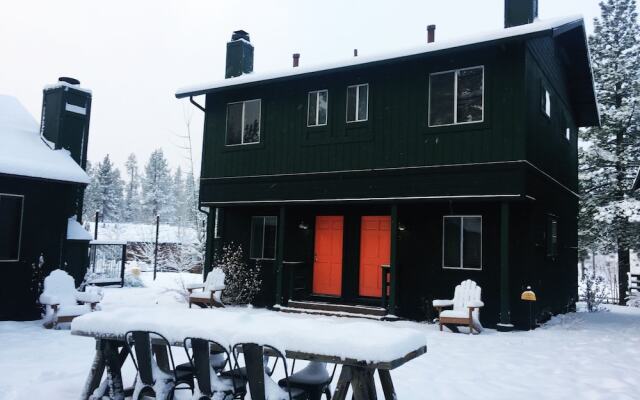 Noon Lodge at Mallard Bay