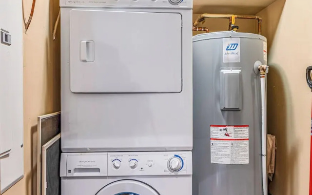 Southpoint 25 Two Bdrm Ski In Out HotTub