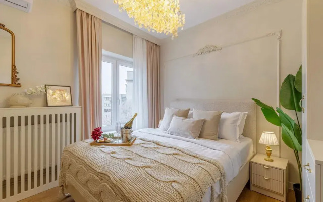 Maison Elysee - An Elegant Apartment in Piata Romana