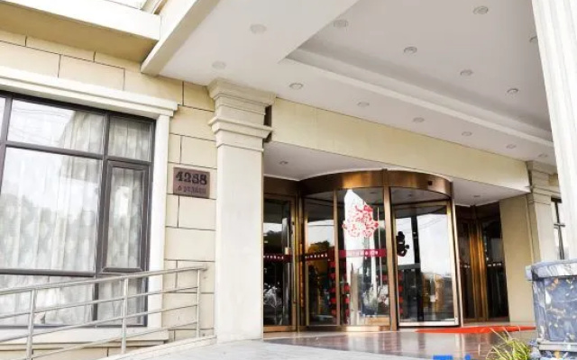 Dong Fang Hotel