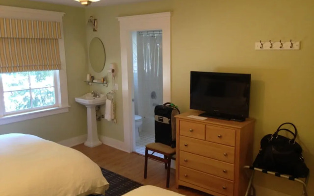 Highland Dell Lodge